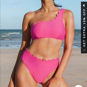 Scallop Detail Bikini